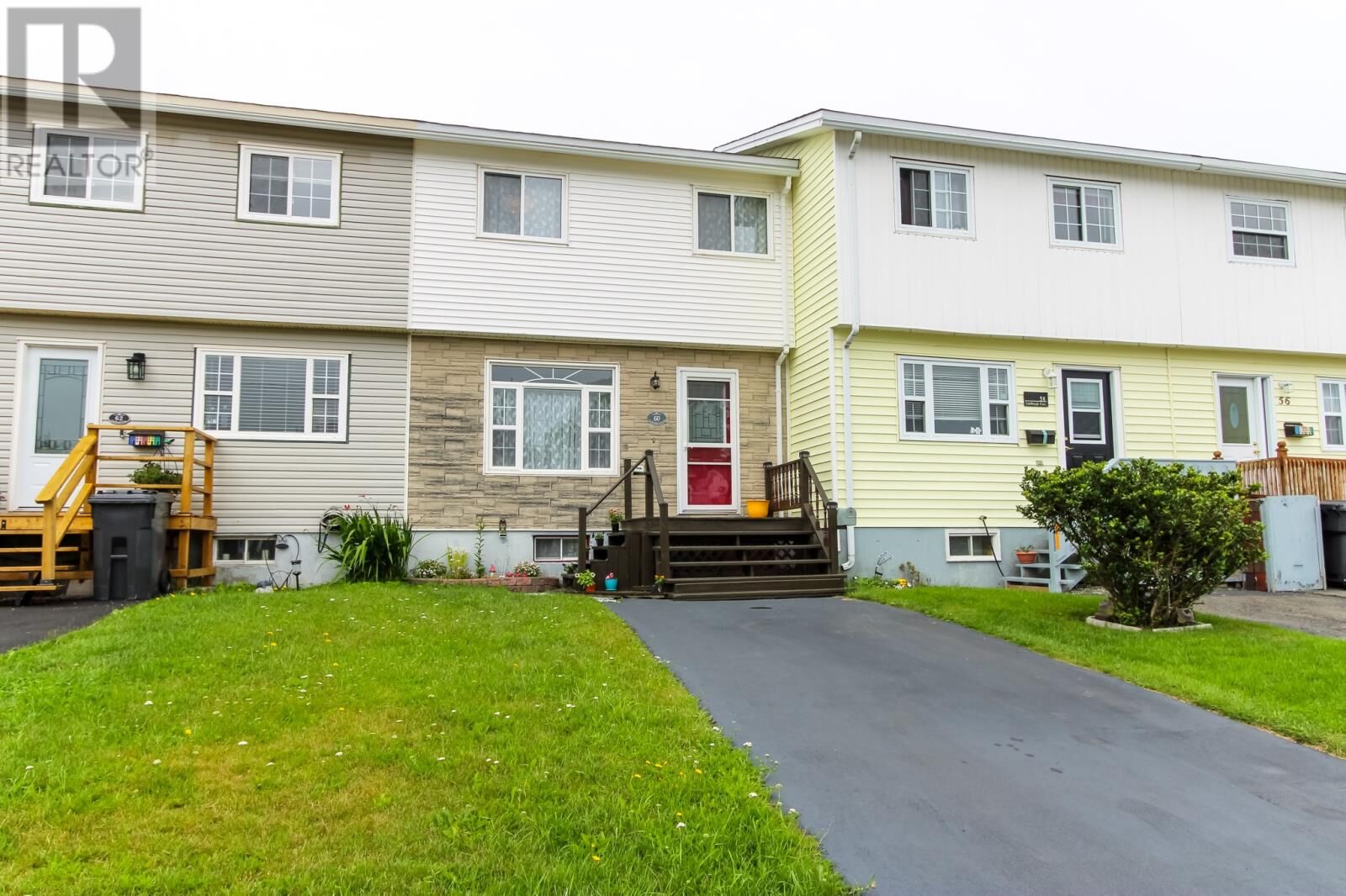 Property Photo: 60 Lindbergh Crescent NL A1N 2E6