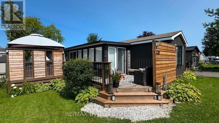 Property Photo:  225 Platten Boulevard 420  ON L9L 1B4 