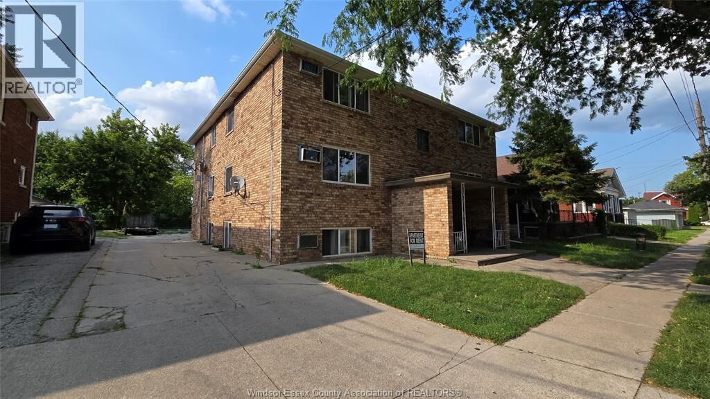 Property Photo:  3254 Millen Street 5  ON N9C 1S9 
