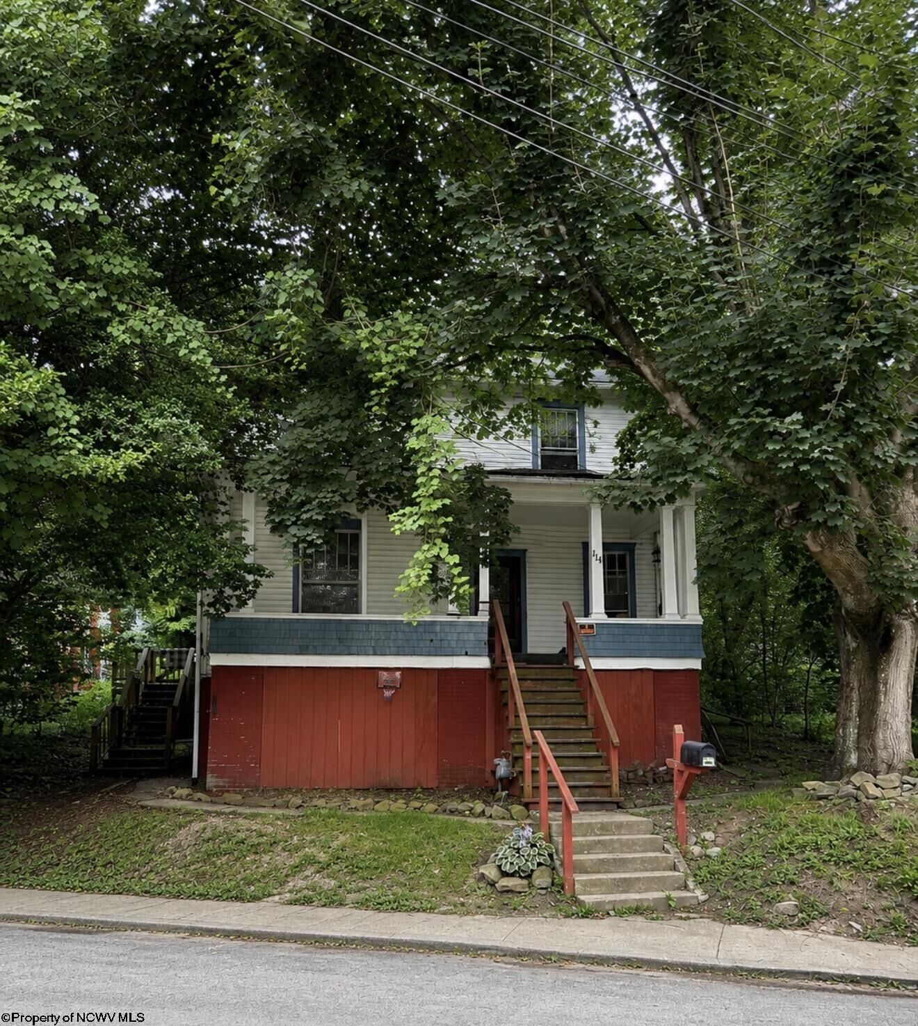 Property Photo:  114 High Street  WV 26452 