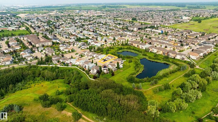Property Photo: 715 Wildwood Point(E) NW AB T6T 0B2
