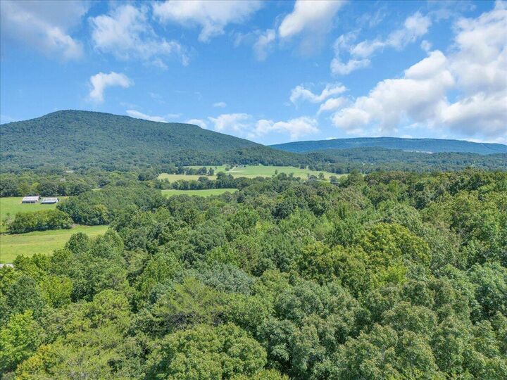 Property Photo:  5545 Francis Springs  TN 37397 