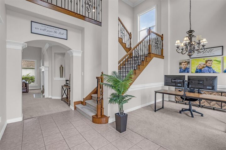 Property Photo: 115 Hampton Glen Road TX 77356