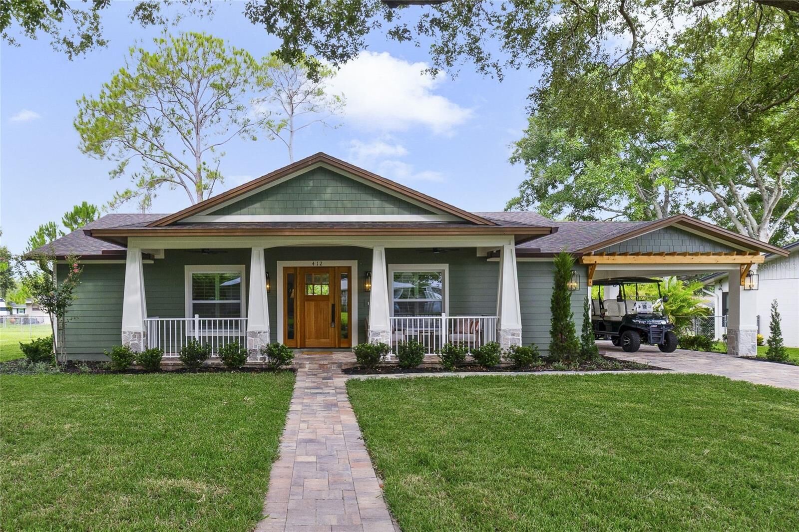 Property Photo: 412 N Boyd Street FL 34787