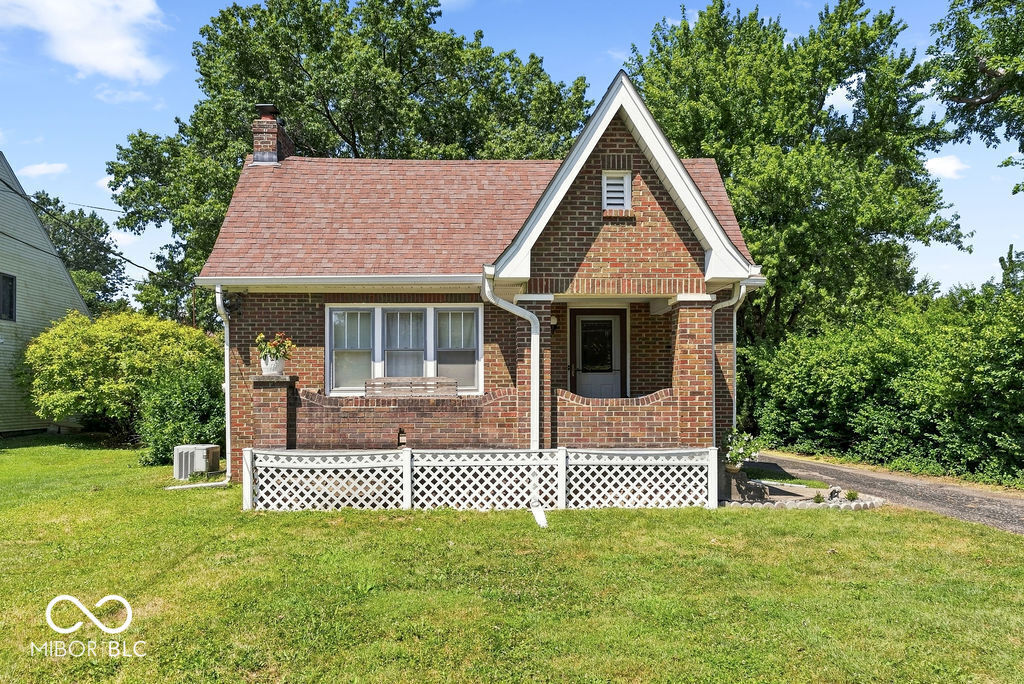 Property Photo: 6750 S Meridian Street IN 46217