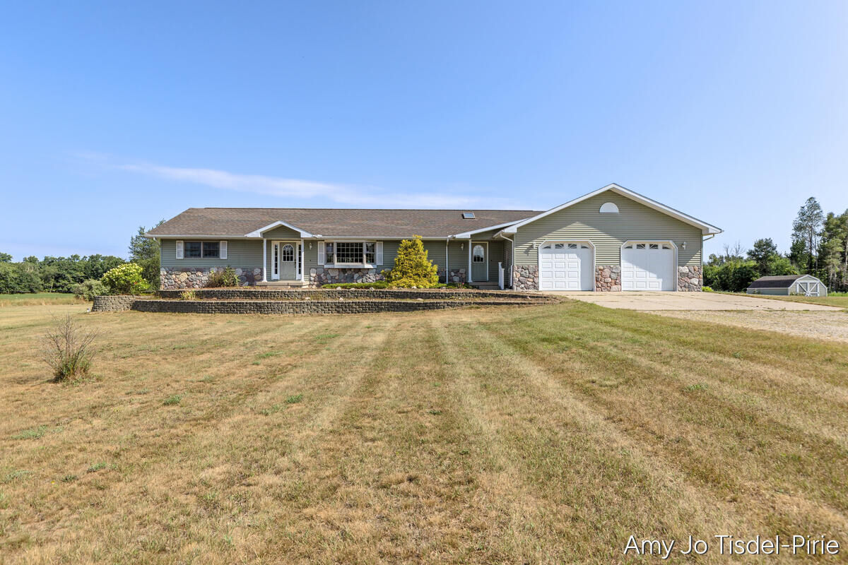 Property Photo:  16972 W Stanton Road  MI 49339 