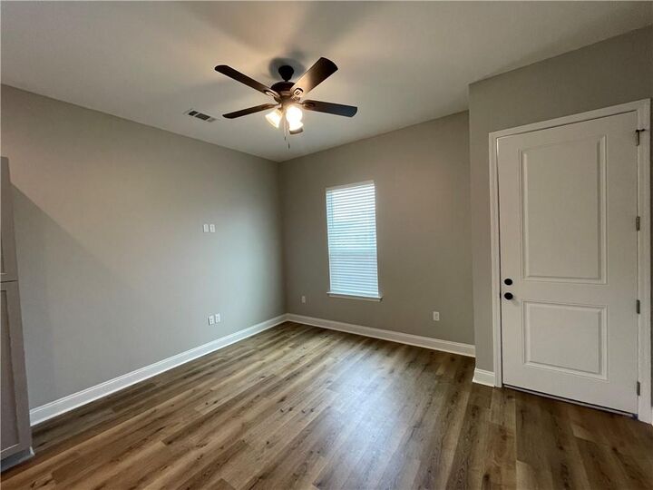 Property Photo: 507 Center Street B LA 70032