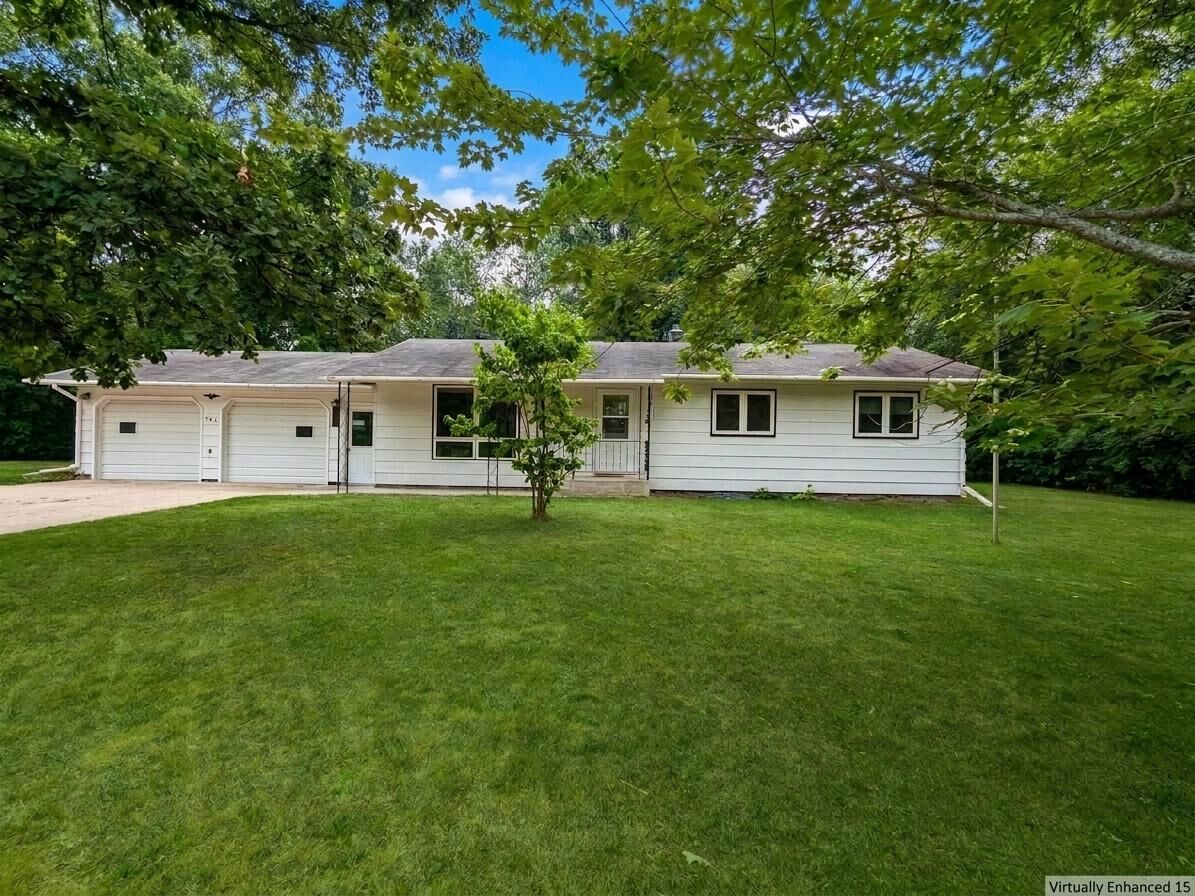 Property Photo: 602 Wells Avenue N MN 56477