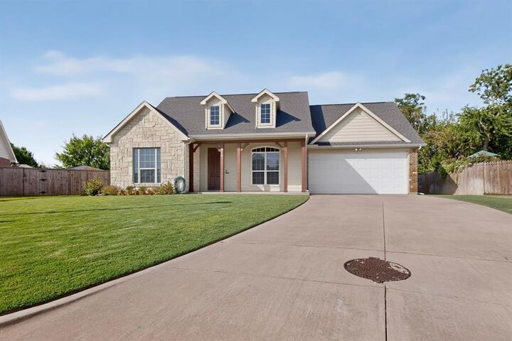 Property Photo: 510 Mattie Lane TX 75065