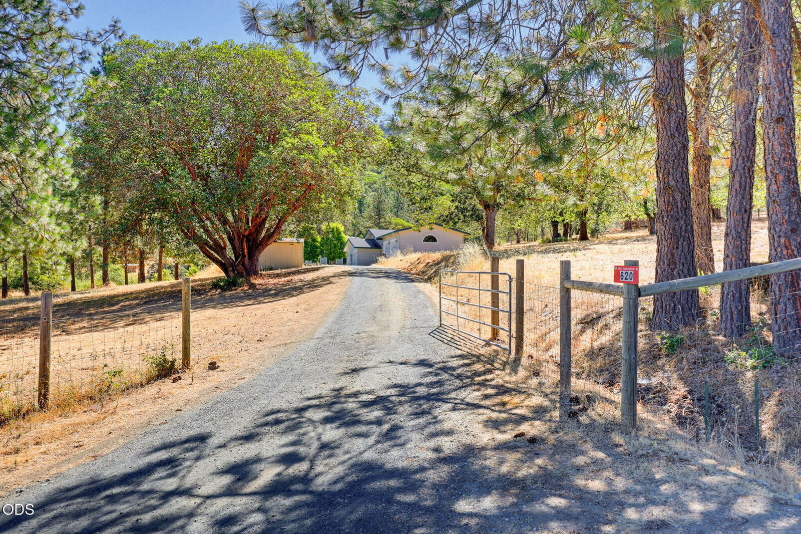 Property Photo:  620 Wards Creek Road  OR 97537 