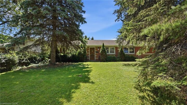 Property Photo:  524 Dorval Drive  ON L9G 2P4 