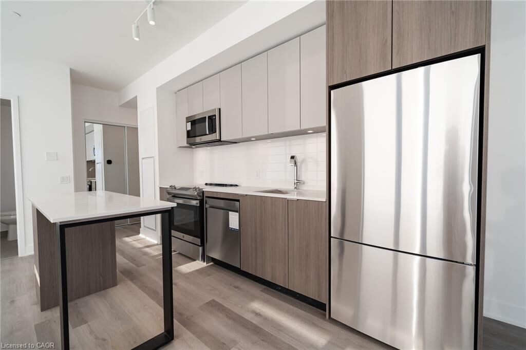 Property Photo: 500 Upper Wellington Street 644 ON L9A 0C7