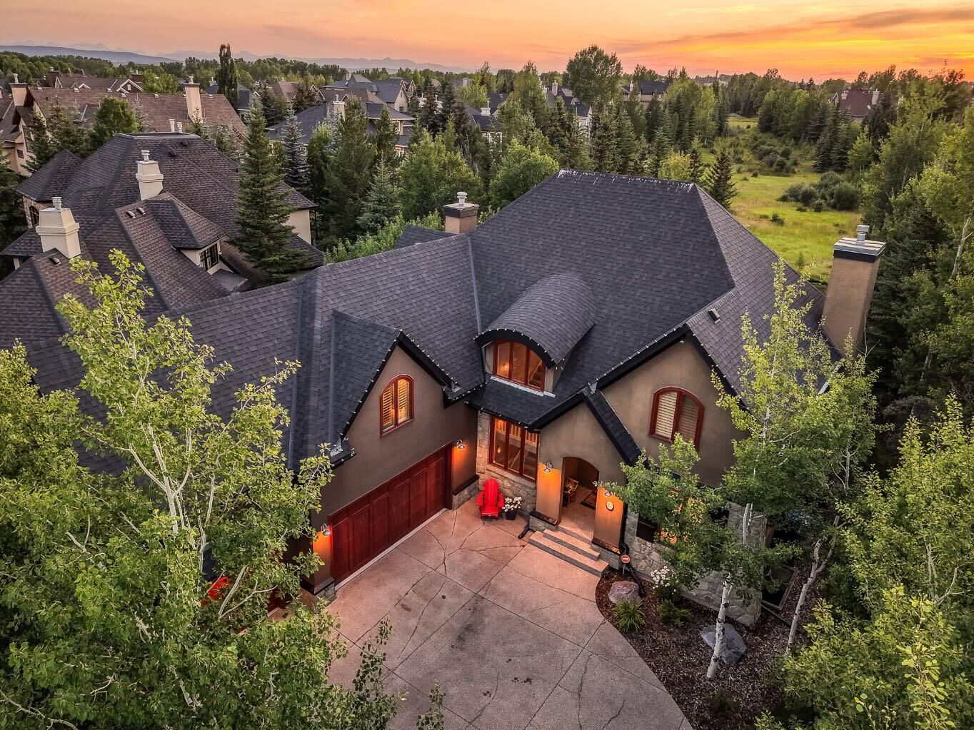 Photo de la propriété:  27 Snowberry Gate  AB T3Z 3C2 