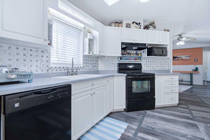 Property Photo:  38550 Range Road 25A 148  AB T0M 0H0 