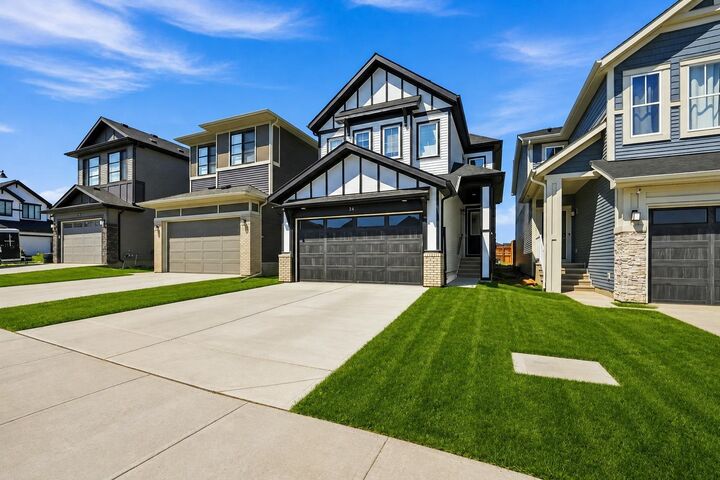 Property Photo: 26 Homestead Circle NE AB T3J 5R6