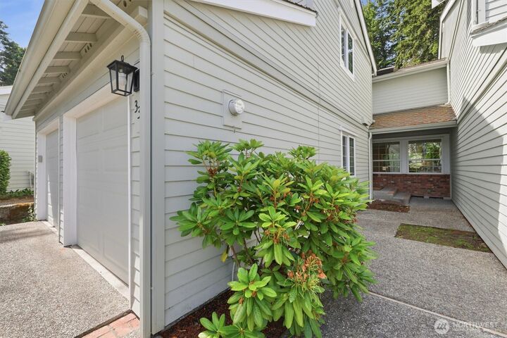 Property Photo: 333 145th Place SE WA 98007