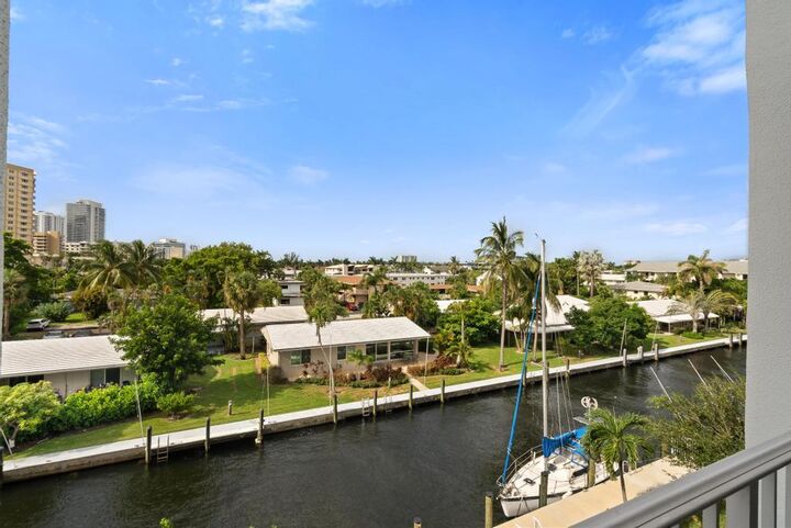 Property Photo:  3210 SE 10th Street 4A  FL 33062 