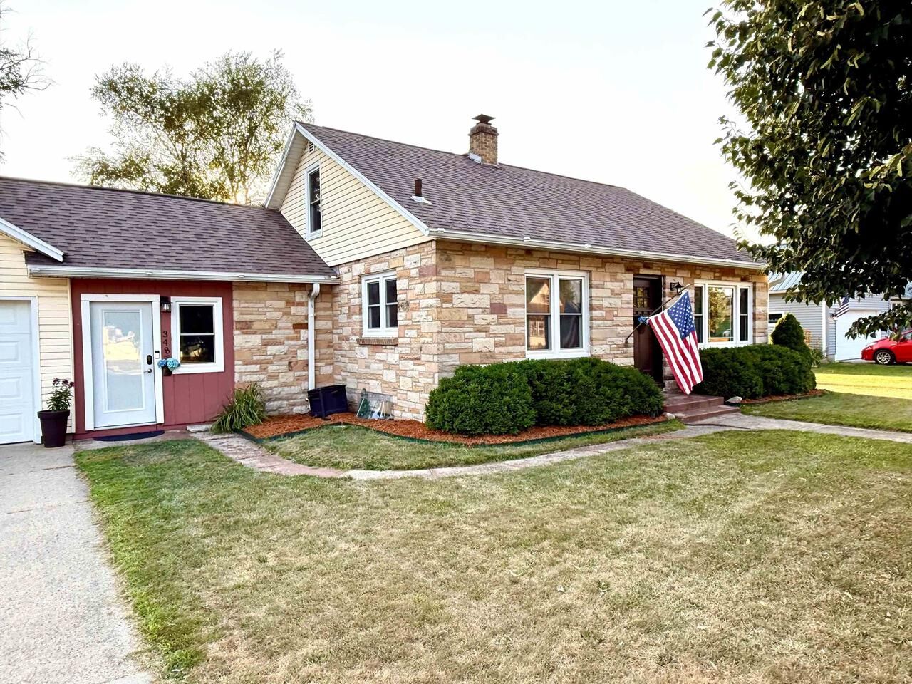 Property Photo: 348 N Winsted Street WI 53588