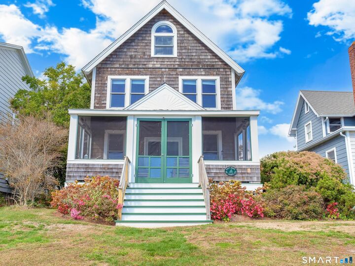 Property Photo:  187 Linden Avenue  CT 06405 