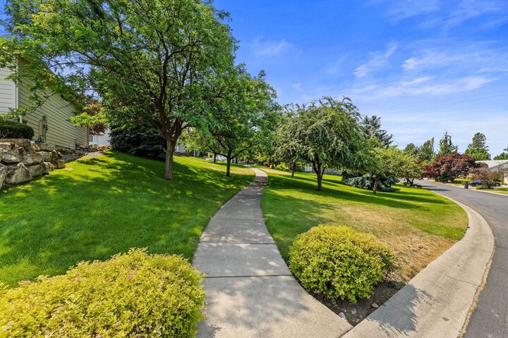 Property Photo:  4422 E North Glenngrae Ln  WA 99223 