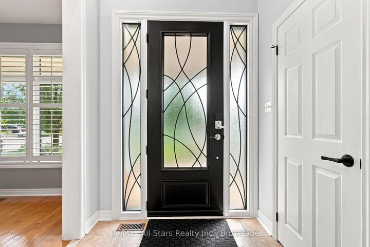 Property Photo: 222 Roseborough Court ON L9L 2E6