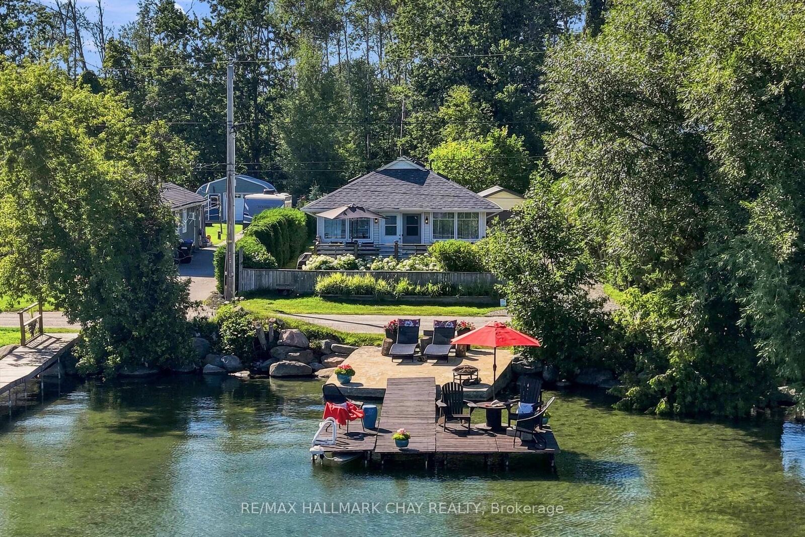 Property Photo: 1064 Wisker Avenue ON L0L 1W0