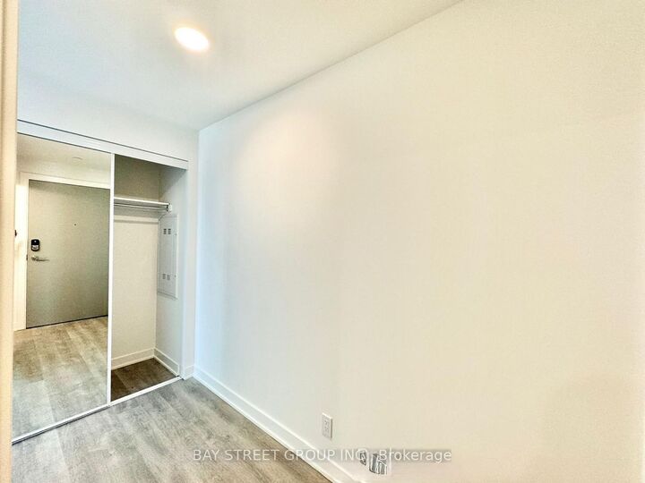 Property Photo: 1 Promenade Circle 908B ON L4J 4P8