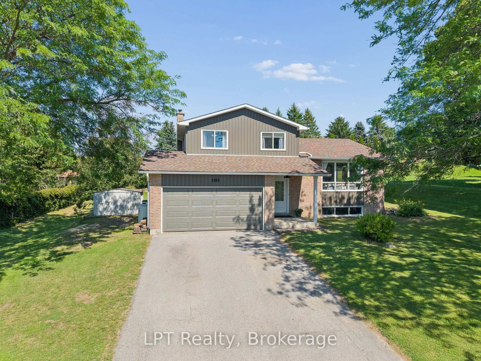 Property Photo:  34 Oxtoby Lane  ON L0C 1C0 