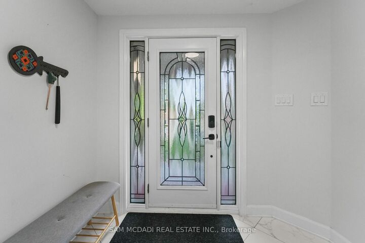 Property Photo: 4778 Crystal Rose Drive ON L5V 1G9