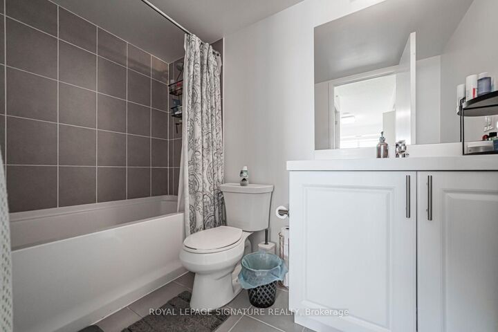 Property Photo: 830 Lawrence Avenue W 1017 ON M6A 0B6