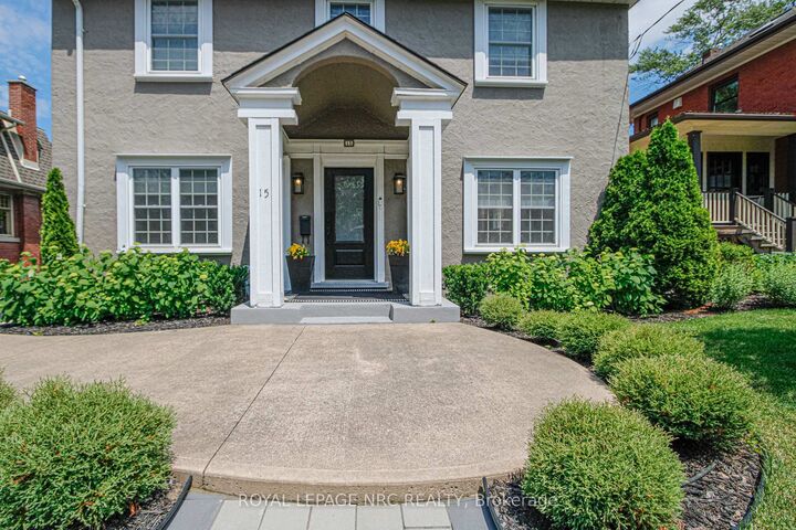 Property Photo:  15 South Drive  ON L2R 4T9 