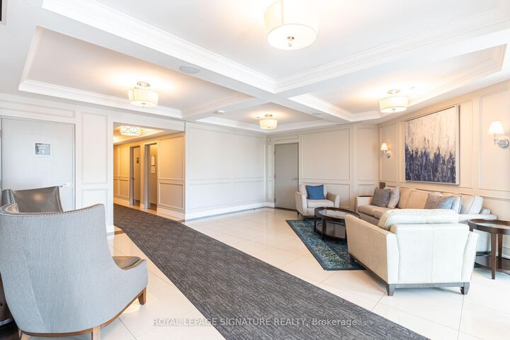 Property Photo:  144 Park Street 506  ON N2L 0B6 