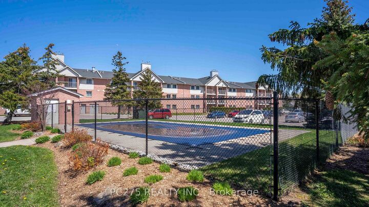 Property Photo: 144 Conway Drive 68 ON N6E 3N3
