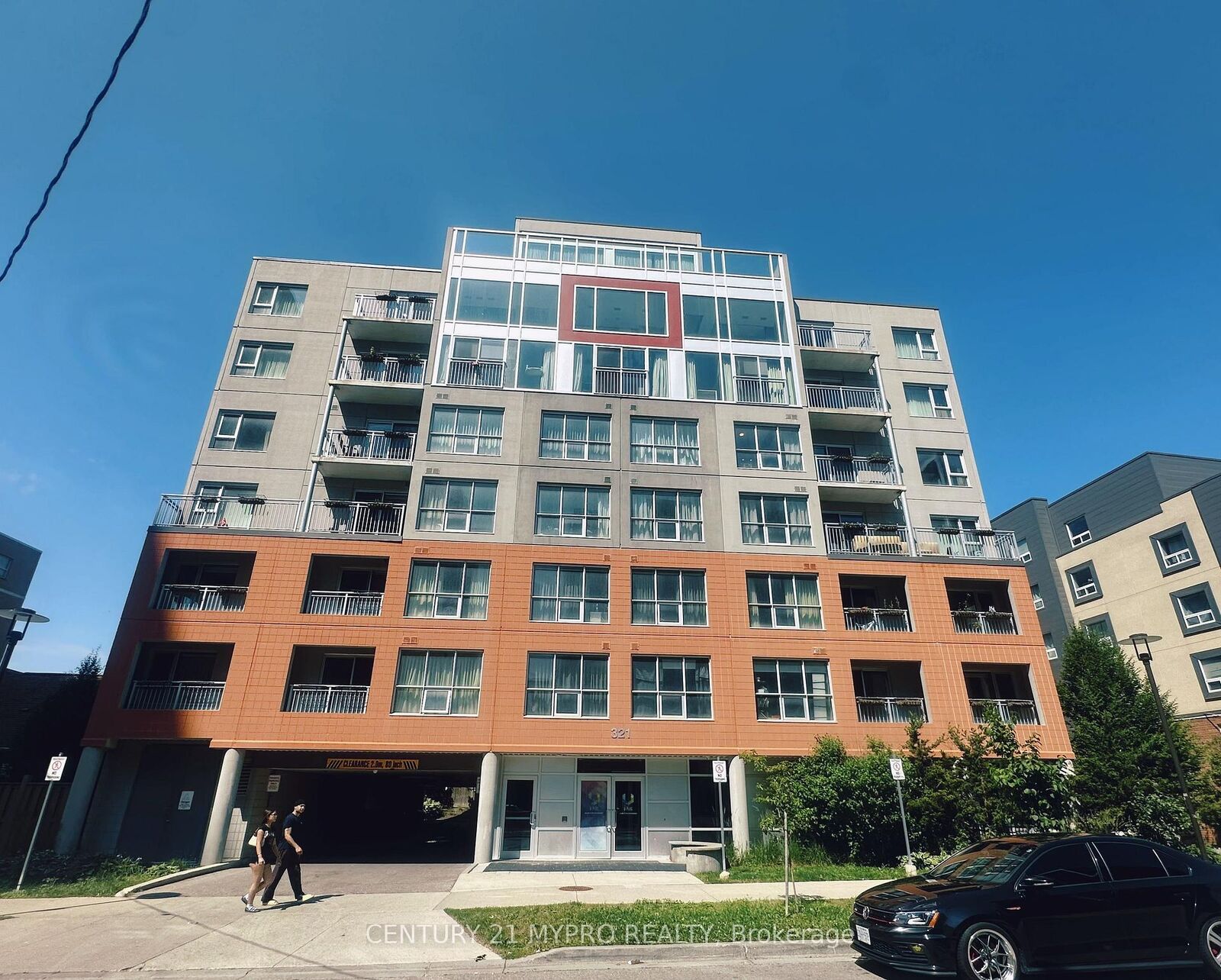 Property Photo: 321 Spruce Street 705 ON N2L 3M6