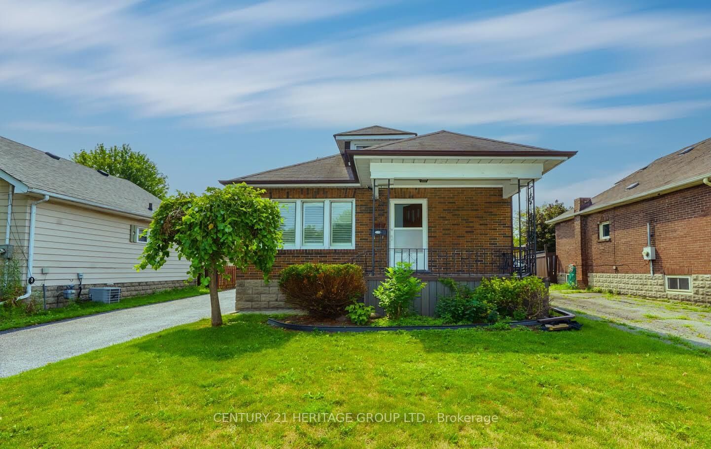 Property Photo:  203 Hibbert Avenue  ON L1J 1V4 