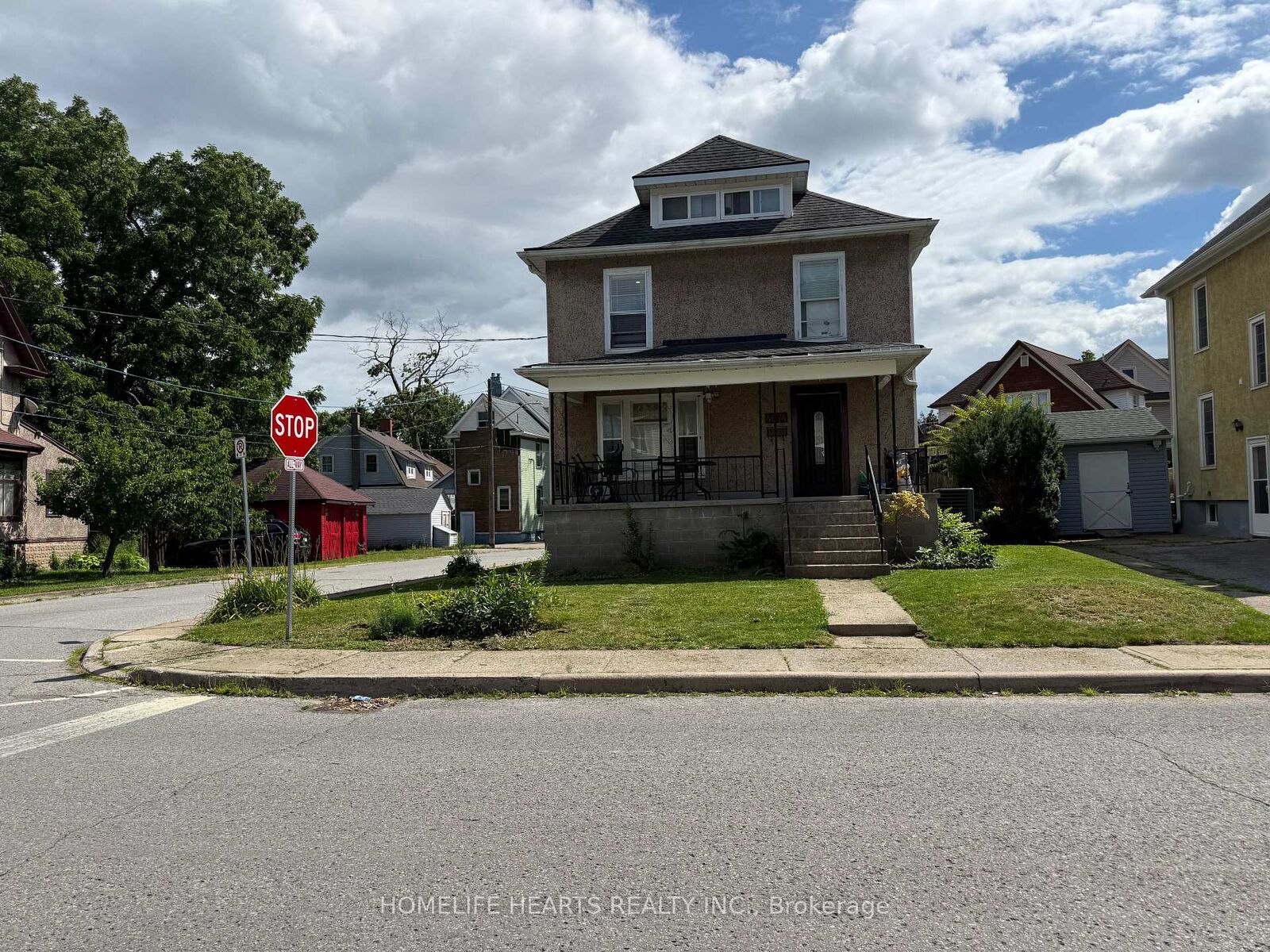 Property Photo: 4674 Eastwood Crescent ON L2E 1B5