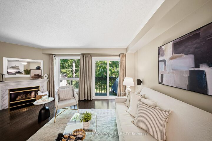 Property Photo: 5530 Glen Erin Drive 21 ON L5M 6E8