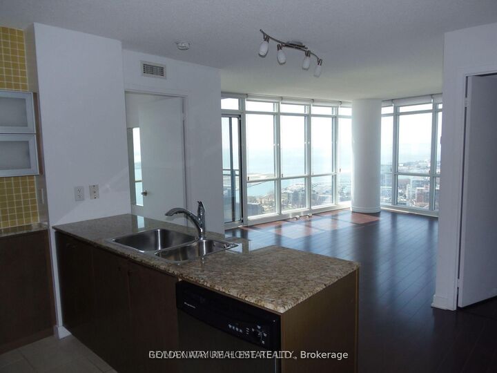 11 Brunel Court 5015 — photo 1