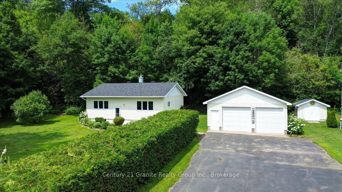 Property Photo: 205 Maxwell Settlement Road ON K0L 1C0
