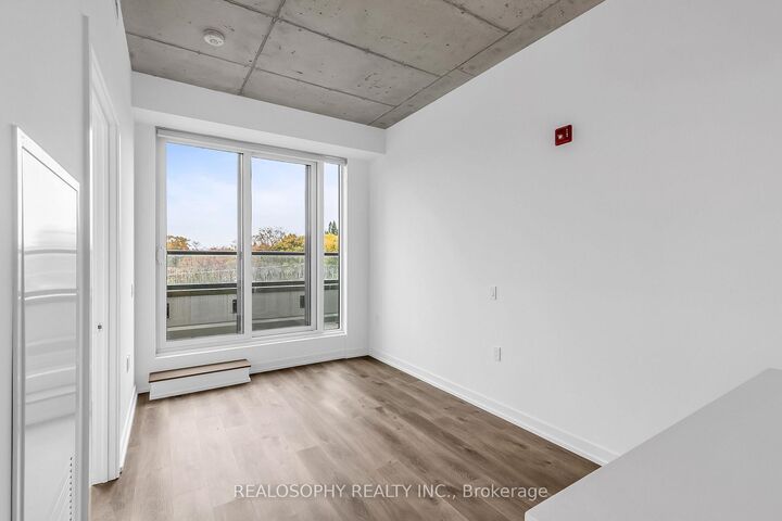 Property Photo: 115 Larchmount Avenue 504 ON M4M 2Y6