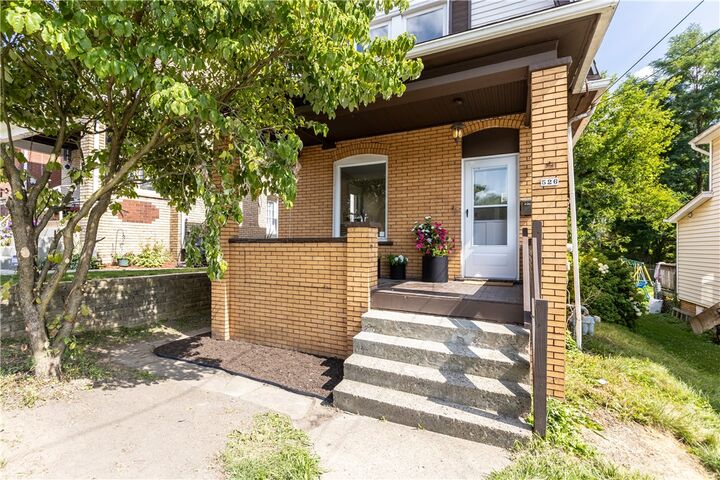Property Photo: 526 Dippold Ave PA 15005
