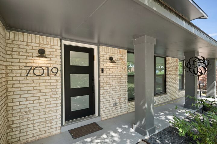 Property Photo: 7019 Creighton Lane TX 78723