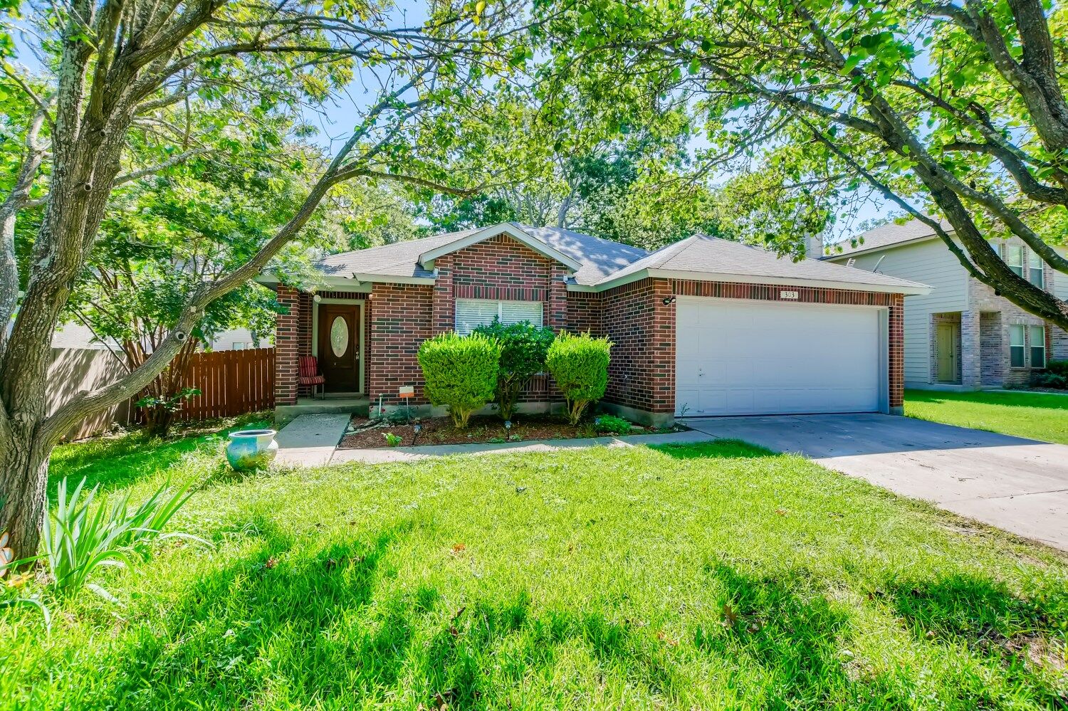 Property Photo: 303 Bello Drive TX 78641