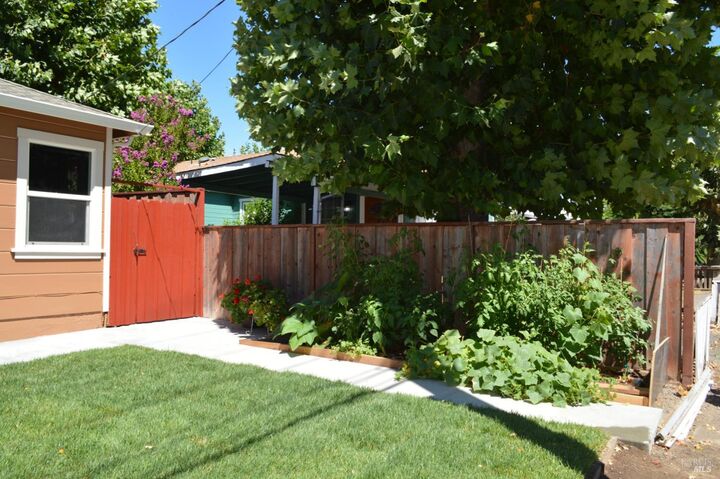Property Photo:  1 Lorraine Street  CA 95482 