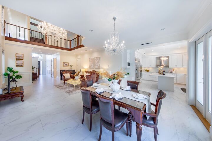 6200 Goldsmith Drive — photo 1
