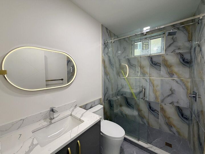 Property Photo:  10xx E 62nd Ave Vancouver Bc  BC V5X 2H1 