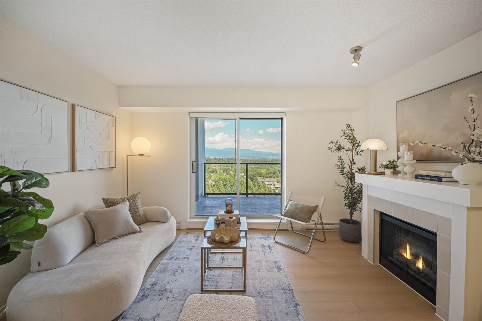 Property Photo: 1178 Heffley Crescent 3802 BC V3B 0A7