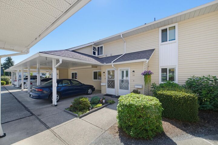 Property Photo:  7525 Martin Place 33  BC V2V 6N2 