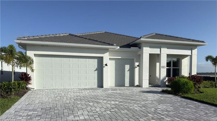 Property Photo: 9077 Wisteria Way FL 34114