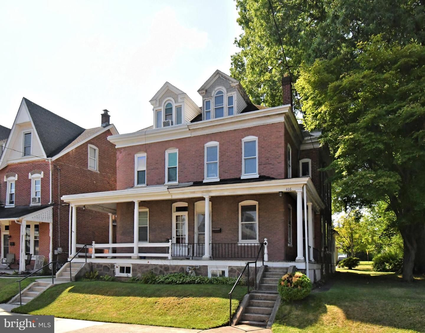 Property Photo:  406 Broad Street  PA 19475 